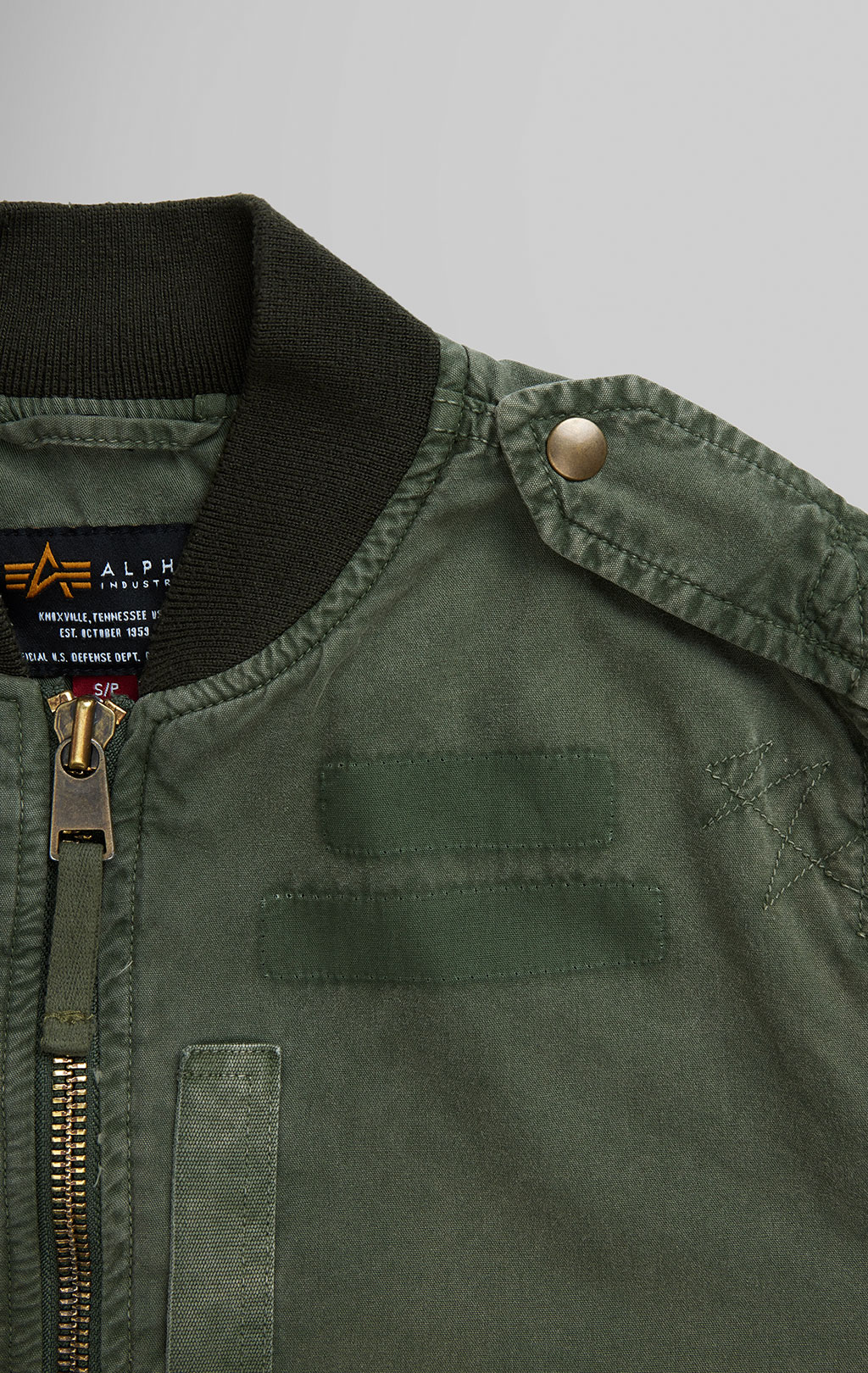 Женский бомбер-ветровка ALPHA INDUSTRIES L-2B RIP AND REPAIR FLIGHT JACKET SS 24 m OG-107 green 