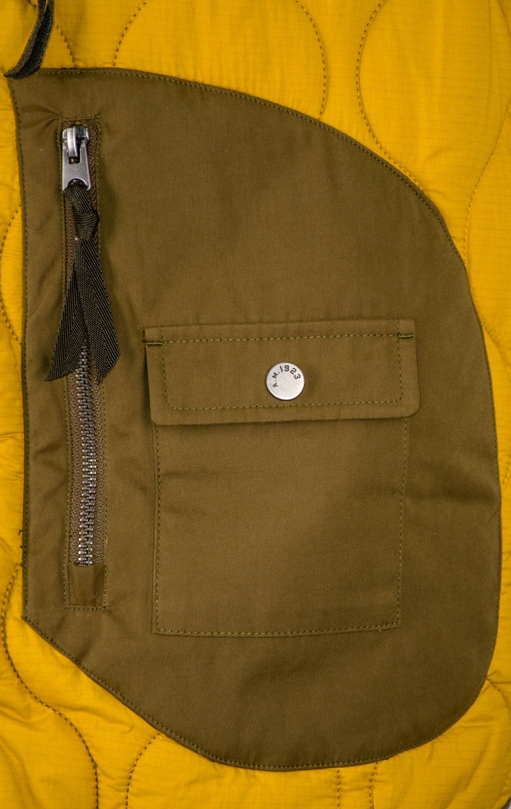 Жилет AERONAUTICA MILITARE FW 25/26/CN gold flake yellow (AB 3008) 