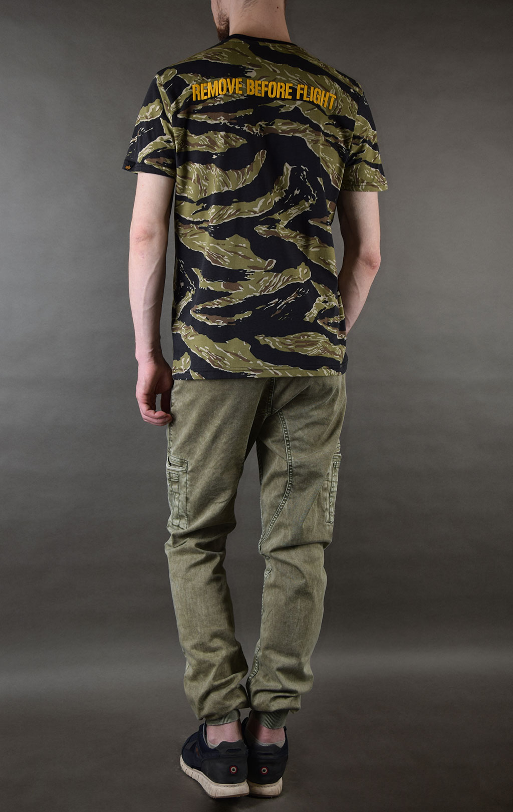 Футболка ALPHA INDUSTRIES TIGER CAMO T camo tiger 