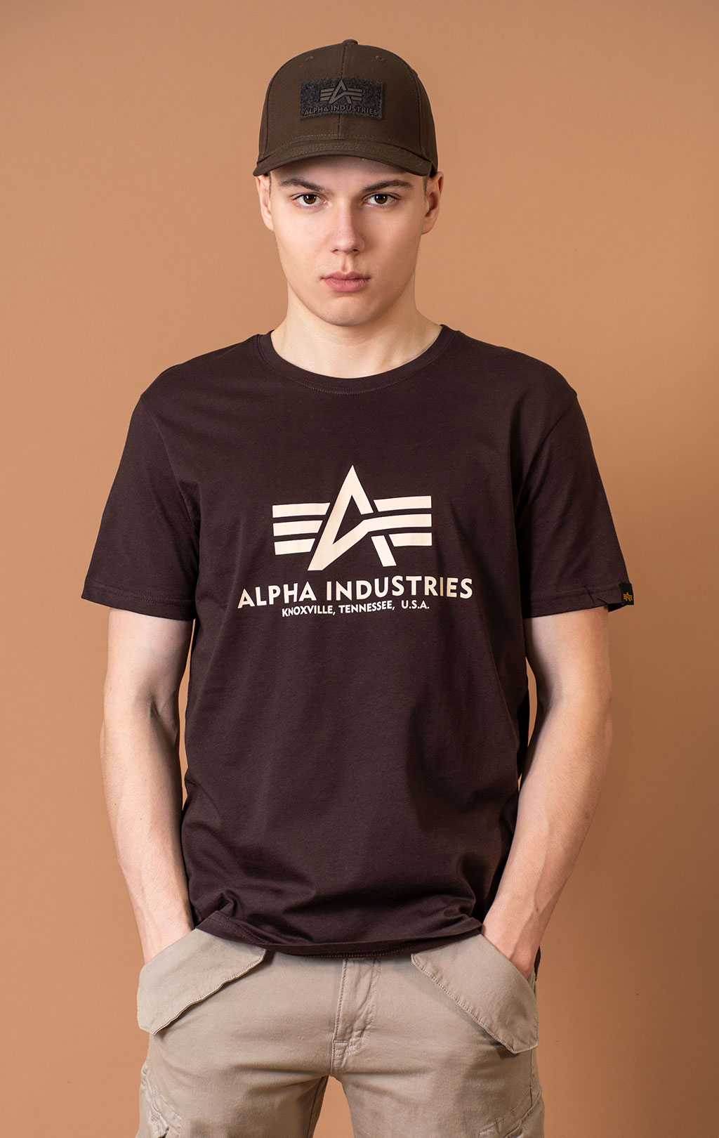Футболка ALPHA INDUSTRIES BASIC T hunter brown 