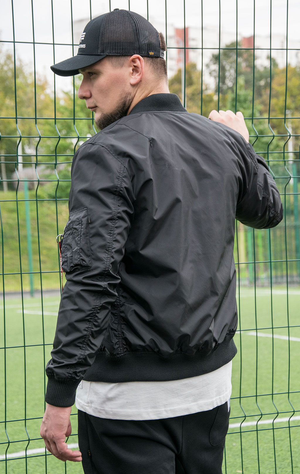 Ветровка-бомбер ALPHA INDUSTRIES MA-1 TT black 
