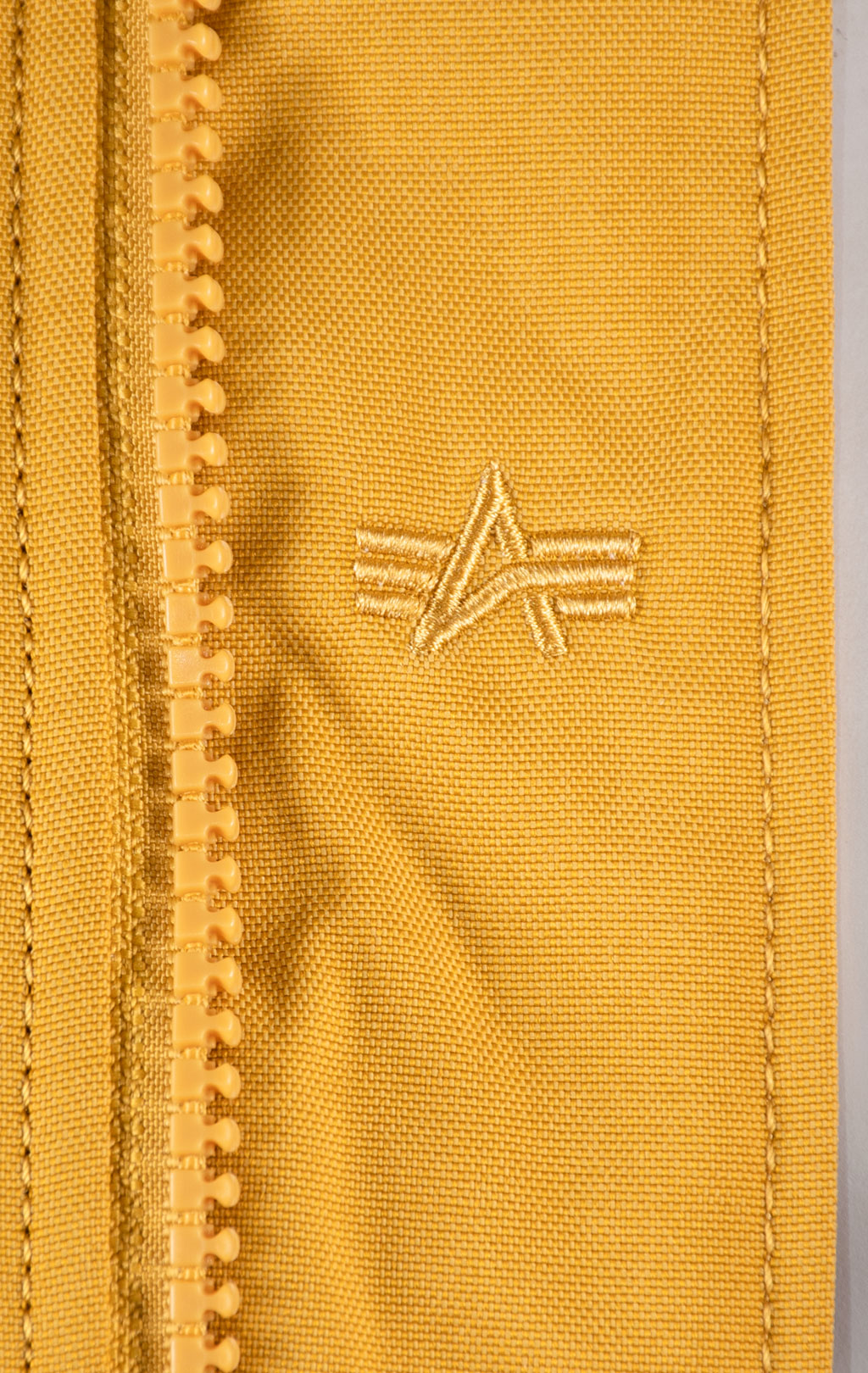Аляска ALPHA INDUSTRIES EXPLORER натур. мех mustard 