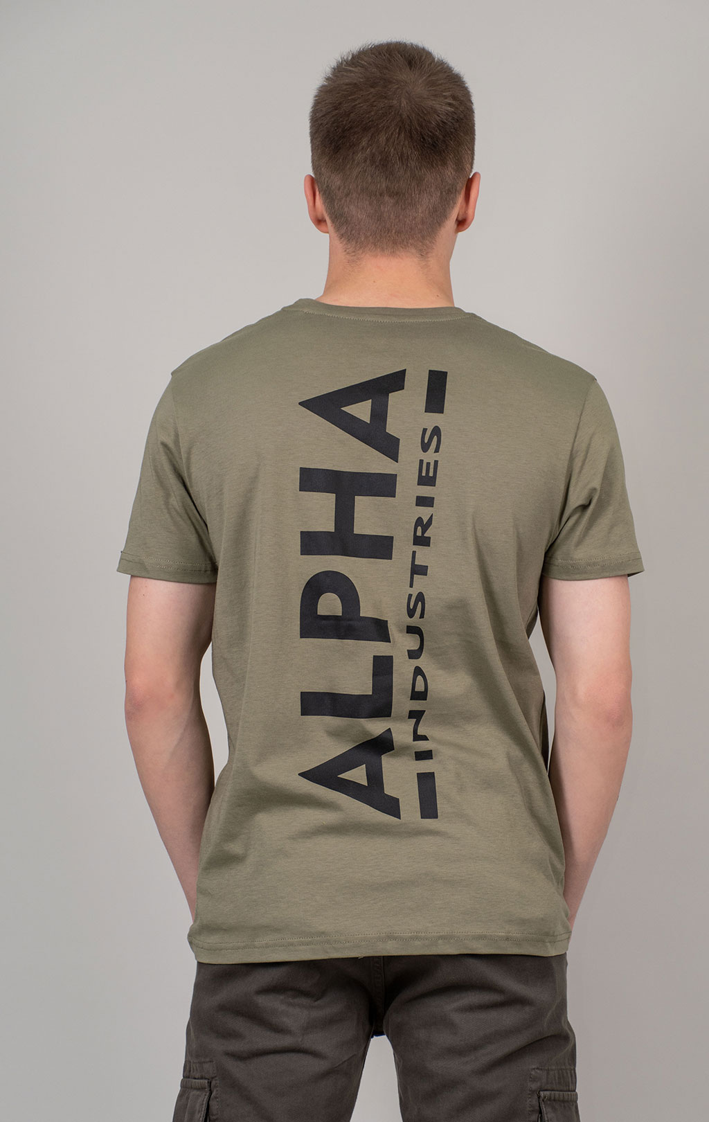 Футболка ALPHA INDUSTRIES BACKPRINT T olive/black 