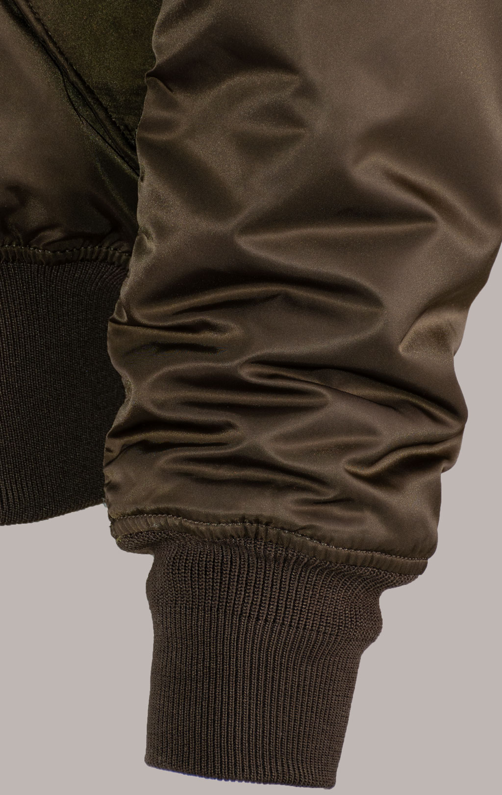 Бомбер ALPHA INDUSTRIES MA-1 original fit FW 25/26 espresso 