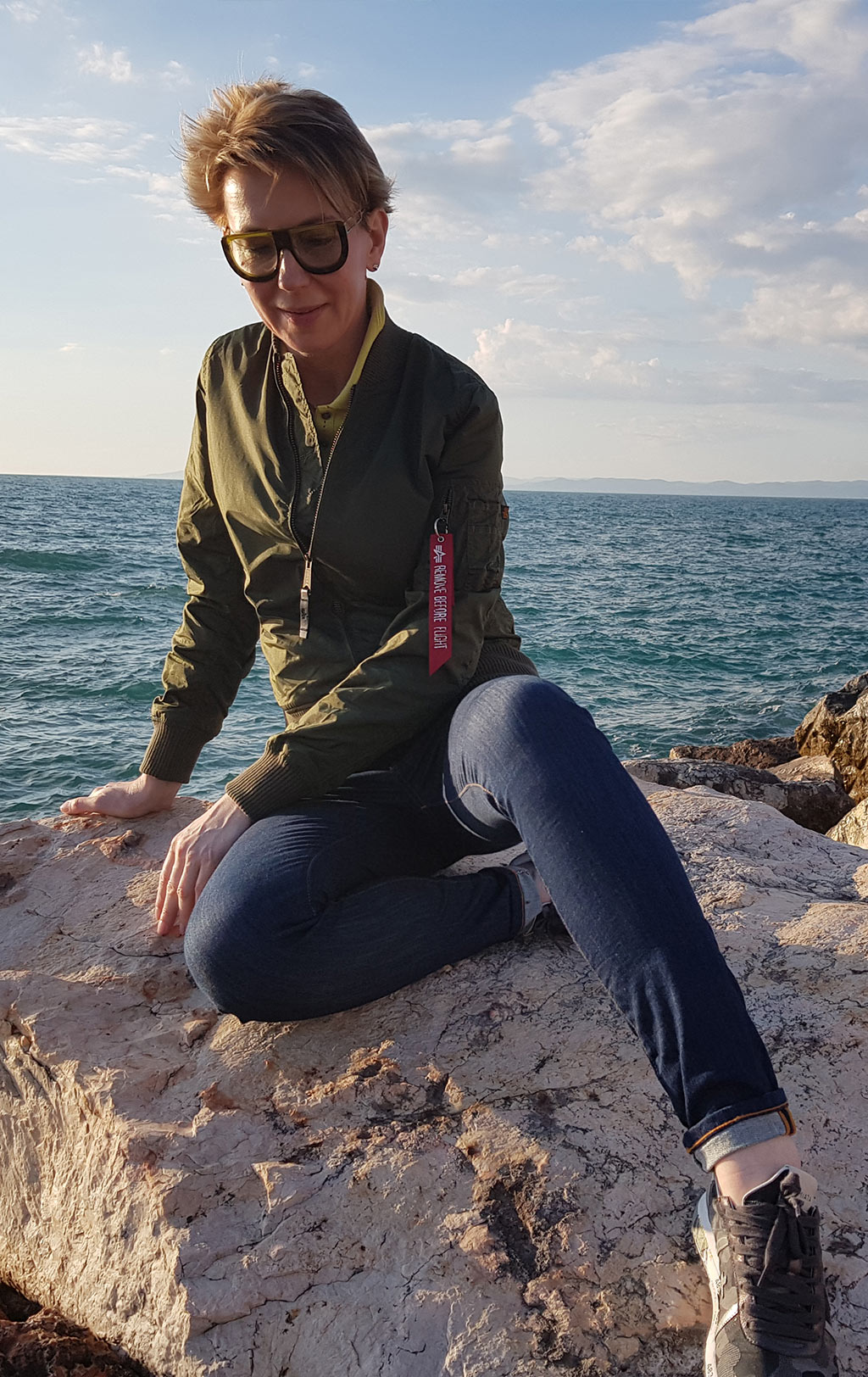 Женская ветровка-бомбер ALPHA INDUSTRIES MA-1 TT sage green 