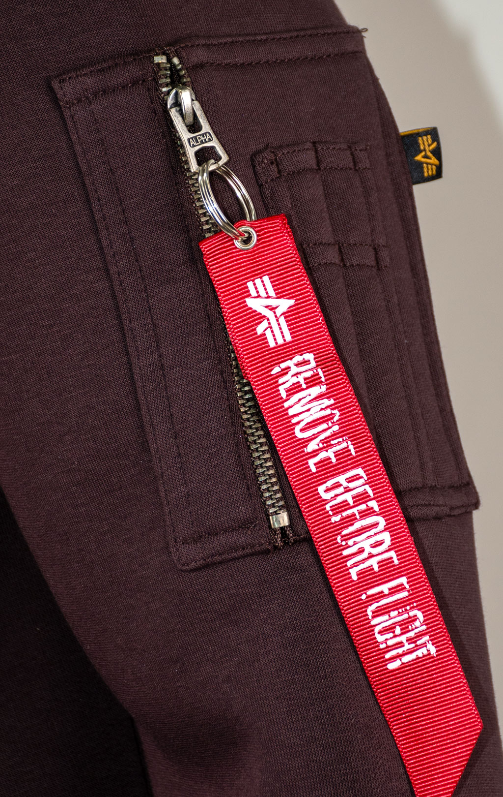 Свитшот ALPHA INDUSTRIES ALPHA LABEL SWEATER hunter brown 