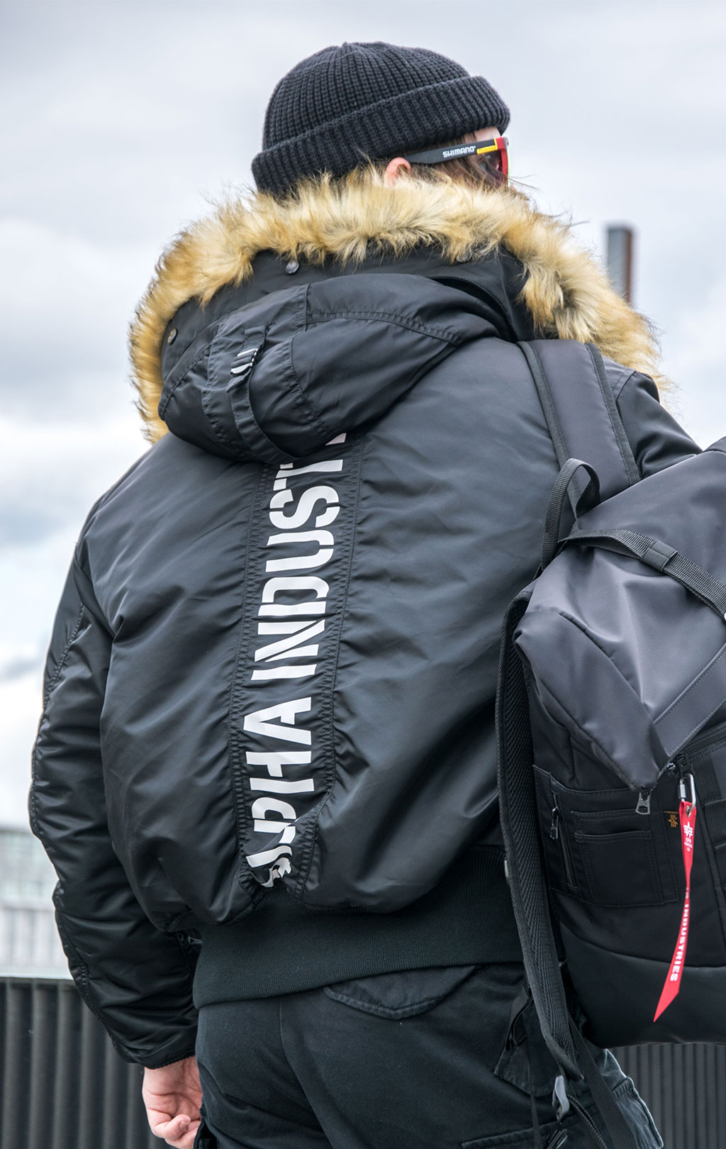 Аляска короткая ALPHA INDUSTRIES 45P HOODED CUSTOM black/reflective 