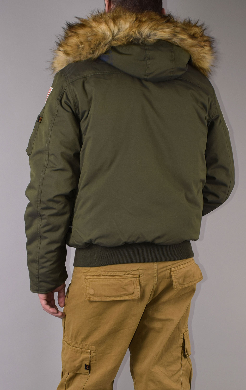 Аляска короткая ALPHA INDUSTRIES POLAR SV dark green 