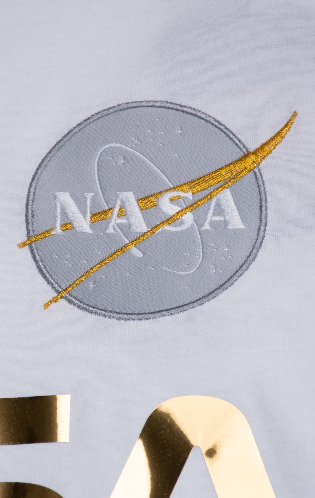Футболка ALPHA INDUSTRIES NASA Reflective white/gold 