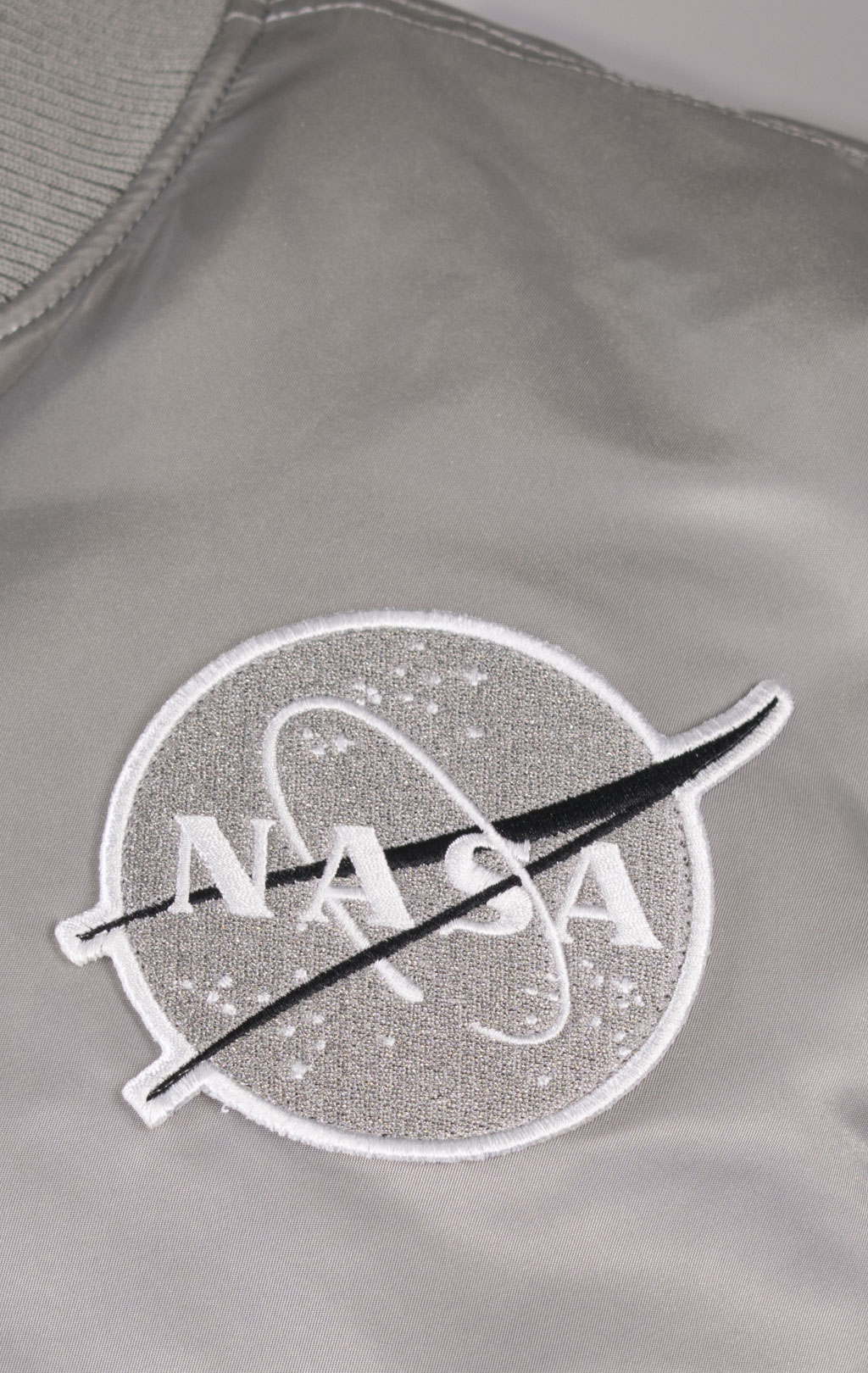 Бомбер ALPHA INDUSTRIES MA-1 VF NASA silver 