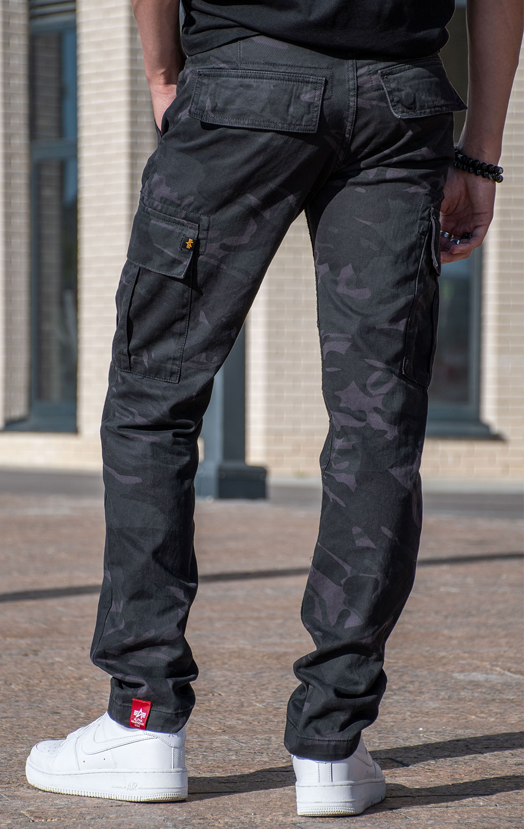 Брюки-карго ALPHA INDUSTRIES AGENT C black camo 