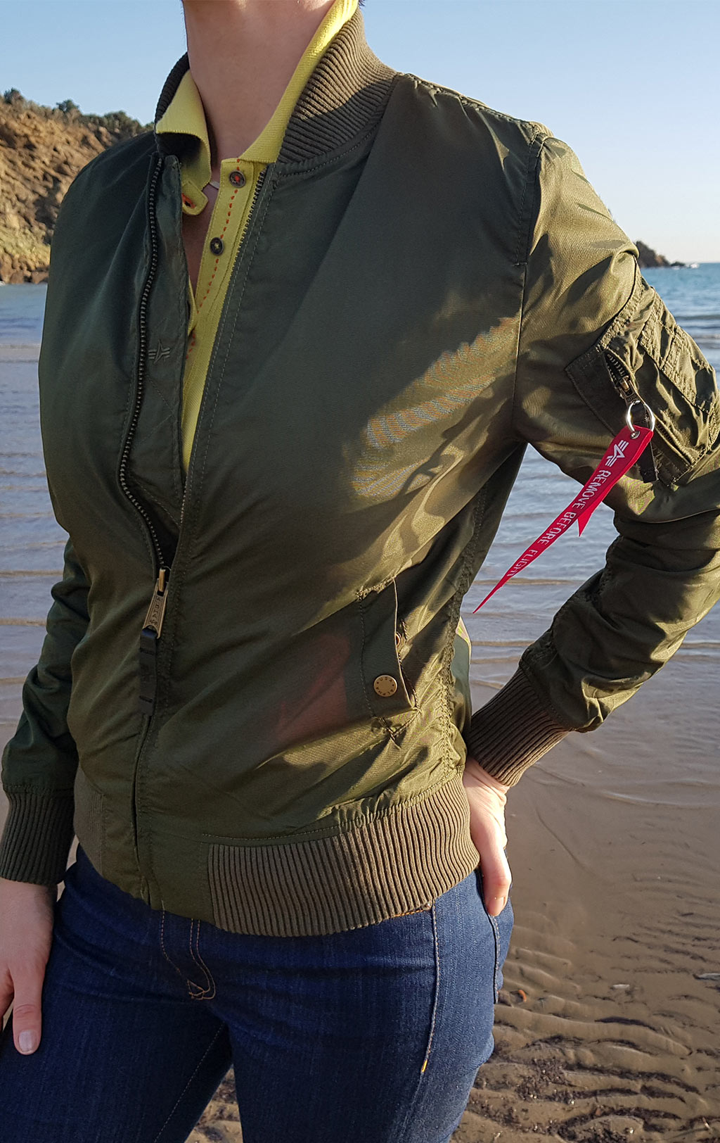 Женская ветровка-бомбер ALPHA INDUSTRIES MA-1 TT sage green 