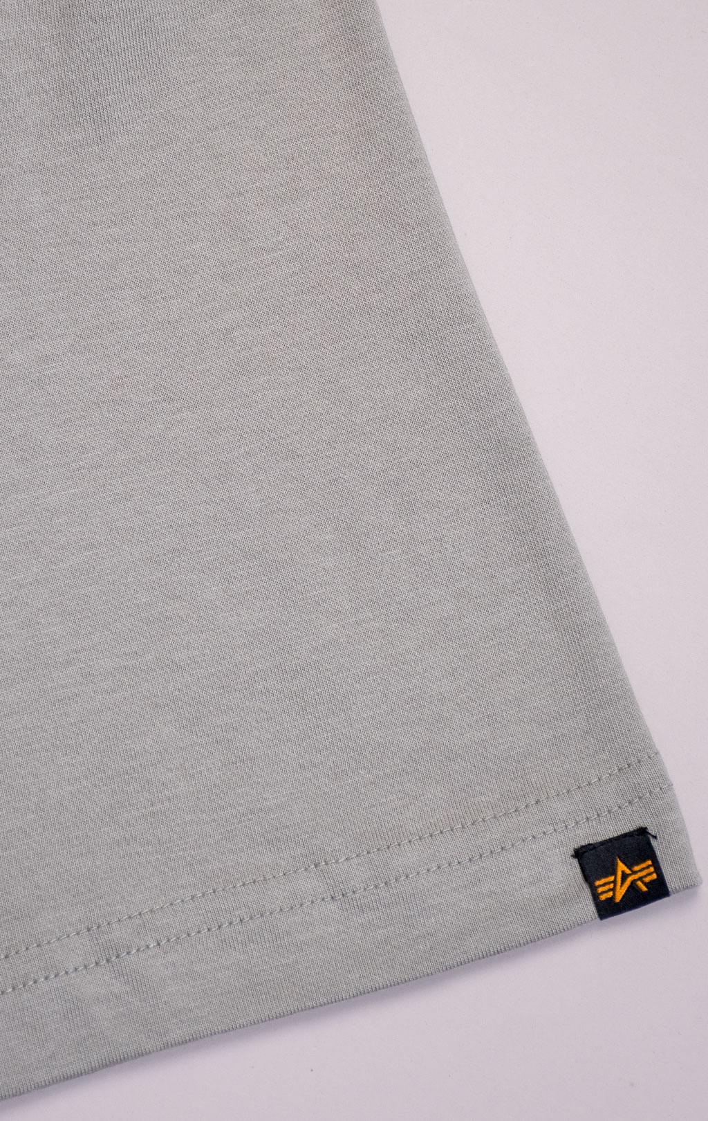 Футболка ALPHA INDUSTRIES RELAXED TEE SS 26 mid gray 