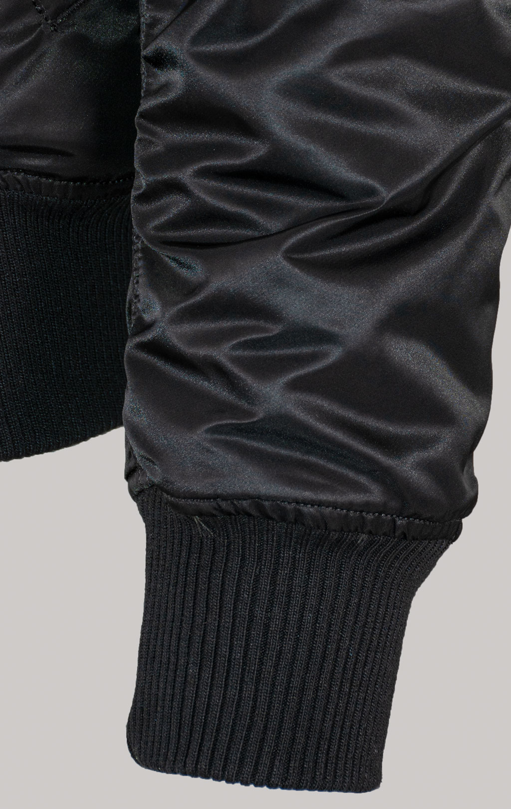 Куртка-бомбер лётная ALPHA INDUSTRIES MA-1 D-Tec black/black 