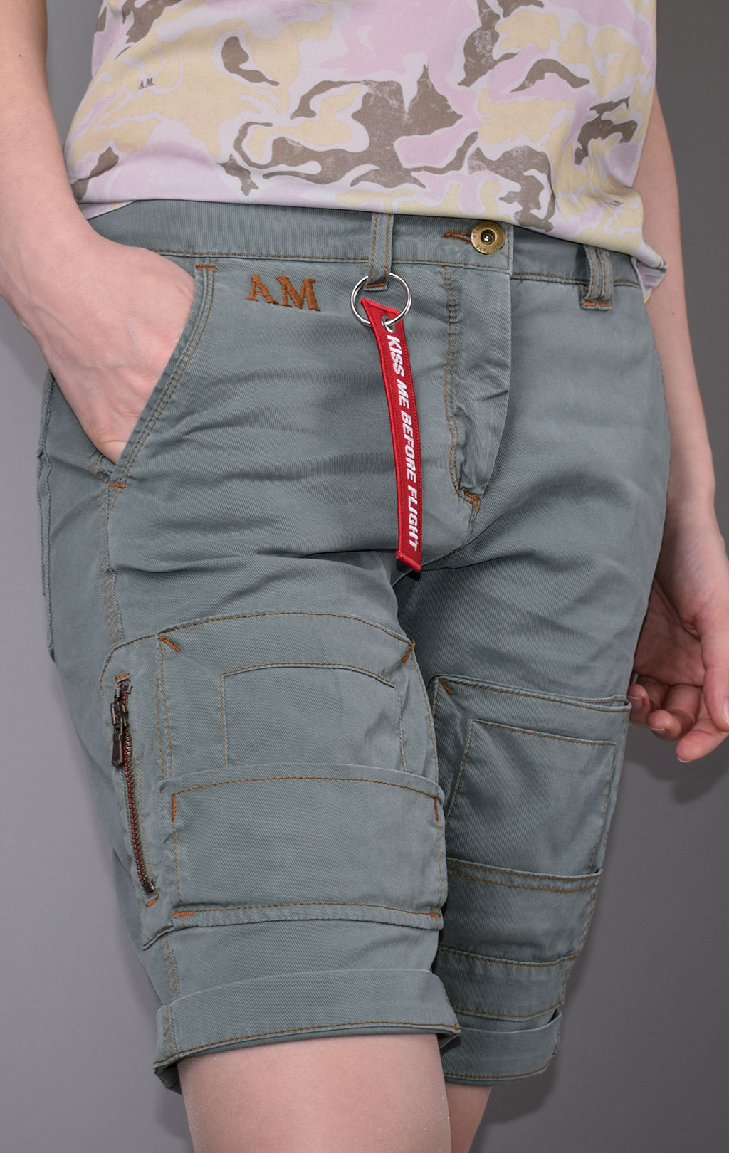 Женские шорты карго AERONAUTICA MILITARE SS 20/AL salvia (BE 102) 