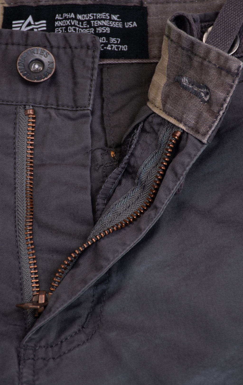 Шорты карго ALPHA INDUSTRIES TERMINAL grey black 