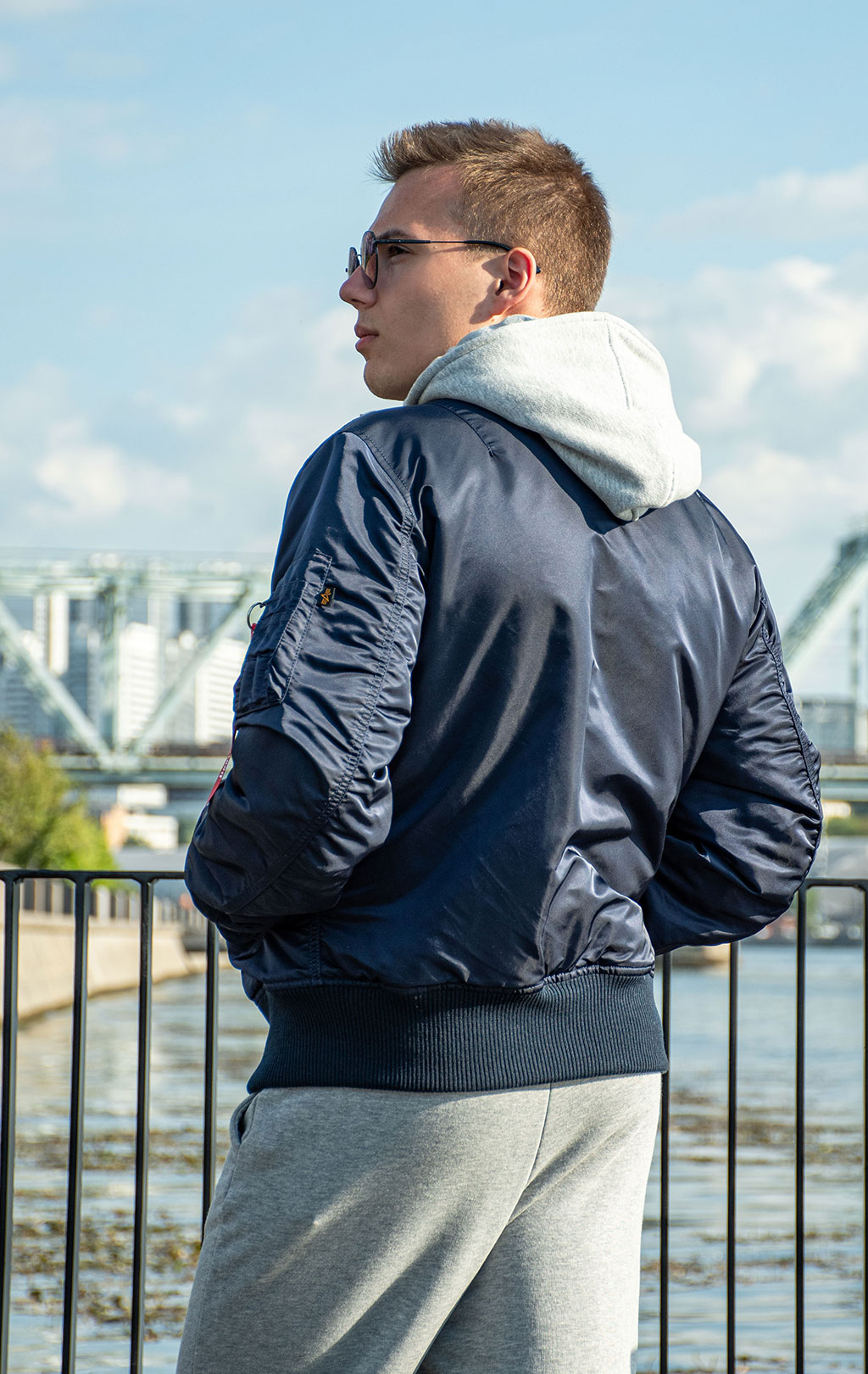 Куртка-бомбер лётная ALPHA INDUSTRIES MA-1 D-Tec SE ultra navy 
