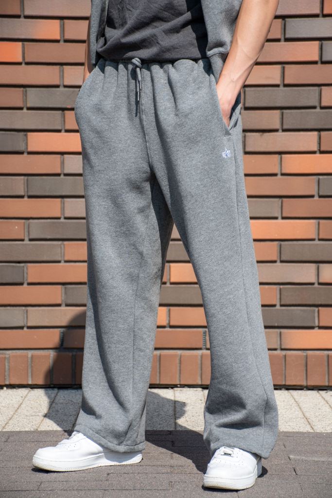 Брюки спортивные джоггеры ALPHA INDUSTRIES ESSENTIAL SWEATPANTS FW 24/25 medium charcoal heather фото 6 Брюки спортивные джоггеры ALPHA INDUSTRIES ESSENTIAL SWEATPANTS FW 24/25 medium charcoal heather фото 6