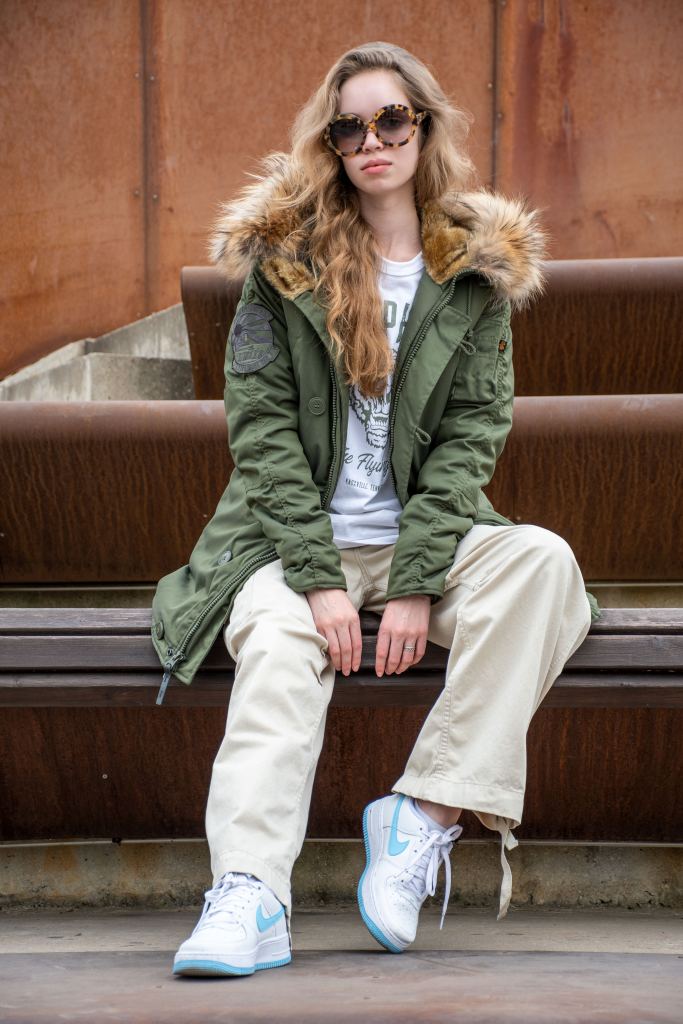 Женская аляска ALPHA INDUSTRIES EXPLORER натур. мех dark green фото 3