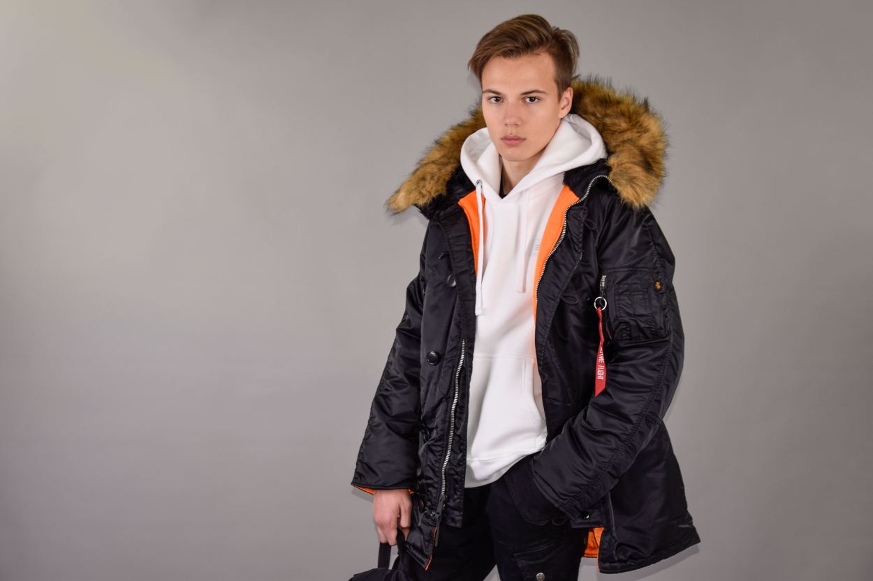 Аляска ALPHA INDUSTRIES SLIM FIT N-3B FW 22 23 m black 5.jpg Аляска ALPHA INDUSTRIES SLIM FIT N-3B FW 22 23 m black 5.jpg