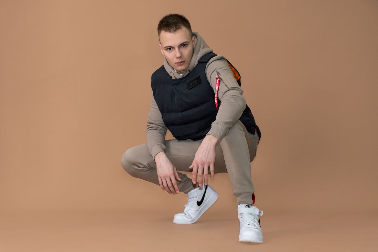 Жилет ALPHA INDUSTRIES PROTECTOR PUFFER VEST black фото 1