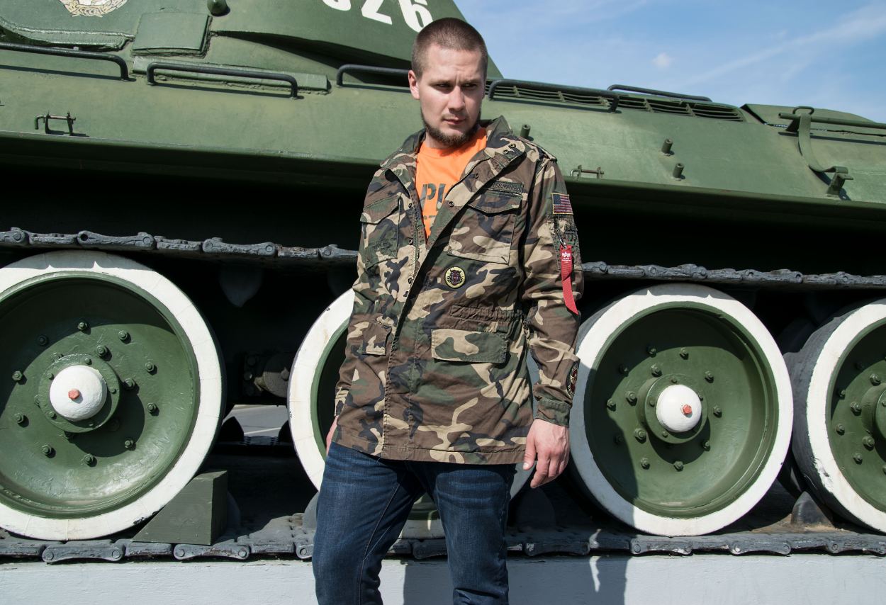 Ветровка ALPHA INDUSTRIES HUNTINGTON PATCH M-65 camo woodland Ветровка ALPHA INDUSTRIES HUNTINGTON PATCH M-65 camo woodland