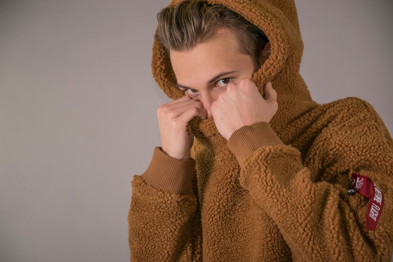 Толстовка ALPHA INDUSTRIES TEDDY HOODY camel фото 1 Толстовка ALPHA INDUSTRIES TEDDY HOODY camel фото 1