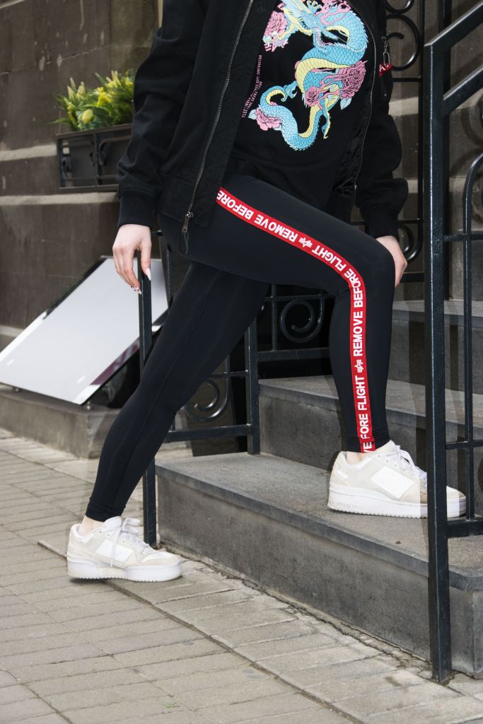 Женские леггинсы ALPHA INDUSTRIES RBF TAPE black (6).jpg Женские леггинсы ALPHA INDUSTRIES RBF TAPE black (6).jpg