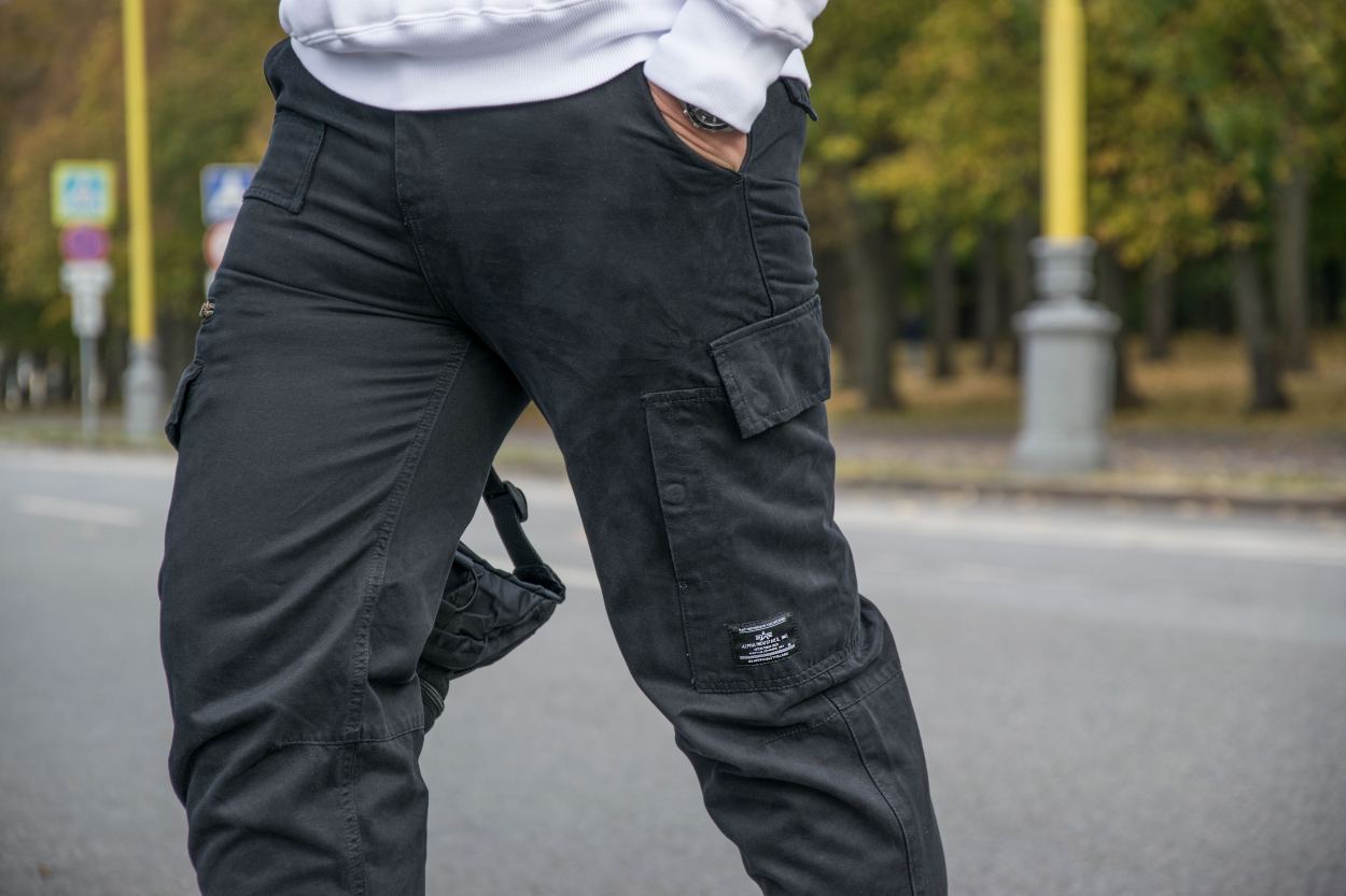 Брюки-карго ALPHA INDUSTRIES A-11 PANT black Брюки-карго ALPHA INDUSTRIES A-11 PANT black