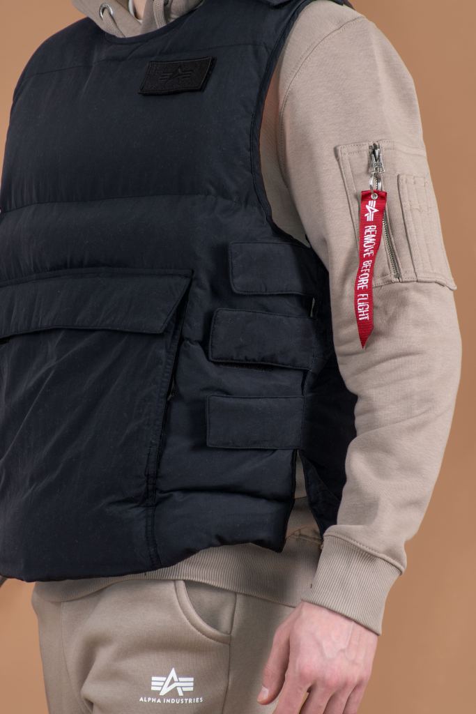 Жилет ALPHA INDUSTRIES PROTECTOR PUFFER VEST black фото 4 Жилет ALPHA INDUSTRIES PROTECTOR PUFFER VEST black фото 4
