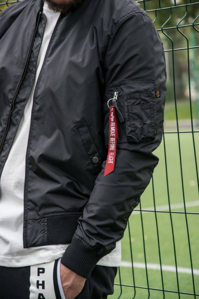 Ветровка-бомбер ALPHA INDUSTRIES TT MA-1 black фото 2 Ветровка-бомбер ALPHA INDUSTRIES TT MA-1 black фото 2