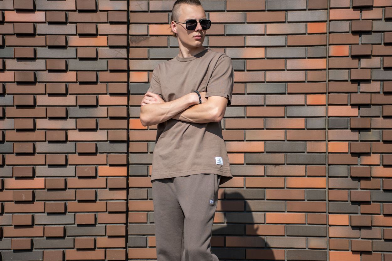 Футболка ALPHA INDUSTRIES ESSENTIAL GEN II TEE плотная FW 24/25 coyote brown фото 3
