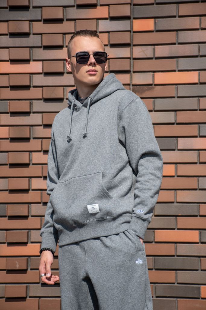 Толстовка ALPHA INDUSTRIES ESSENTIAL HOODIE FW 24/25 medium charcoal heather фото 1 Толстовка ALPHA INDUSTRIES ESSENTIAL HOODIE FW 24/25 medium charcoal heather фото 1