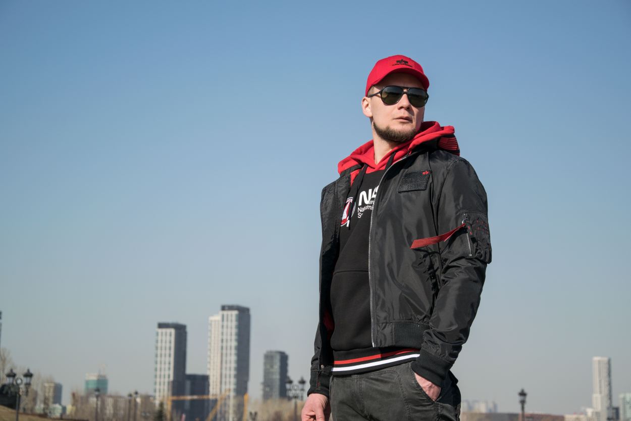 Ветровка-бомбер-летная-ALPHA-INDUSTRIES-TT-HOOD-CUSTOM-MA-1-black-5.jpg