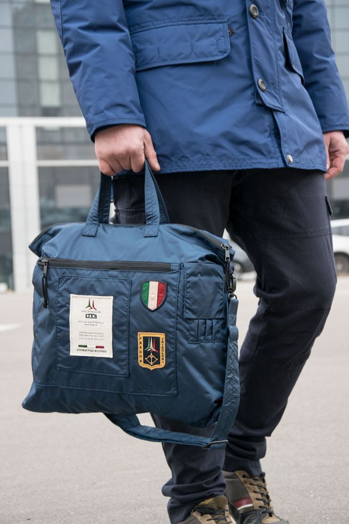 Сумка AERONAUTICA MILITARE FW 20/21/CN blue navy (BO 612)
