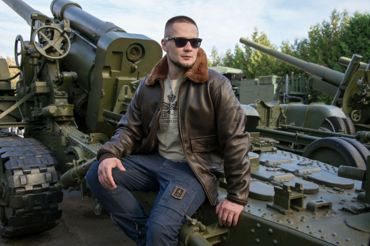 Куртка-пилот COCKPIT NAVY G-1 кожа brown Куртка-пилот COCKPIT NAVY G-1 кожа brown