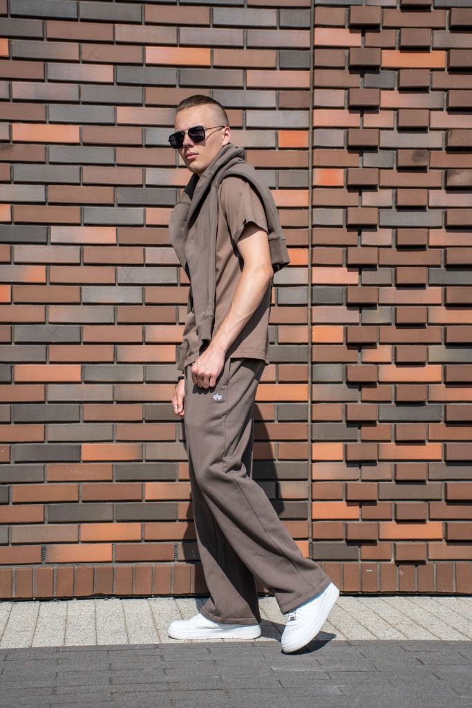 Брюки спортивные джоггеры ALPHA INDUSTRIES ESSENTIAL SWEATPANTS FW 24/25 coyote brown фото 9