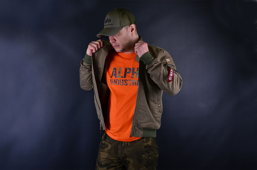 Мужская ветровка-бомбер ALPHA INDUSTRIES GROUND CREW II MA-1 OLIVE выбрать и купить в Москве футболка Alpha Industries, бомбер хлопок Alpha Industries