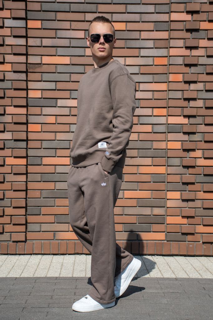 Свитшот ALPHA INDUSTRIES ESSENTIAL CREWNECK FW 24/25 coyote brown фото 4