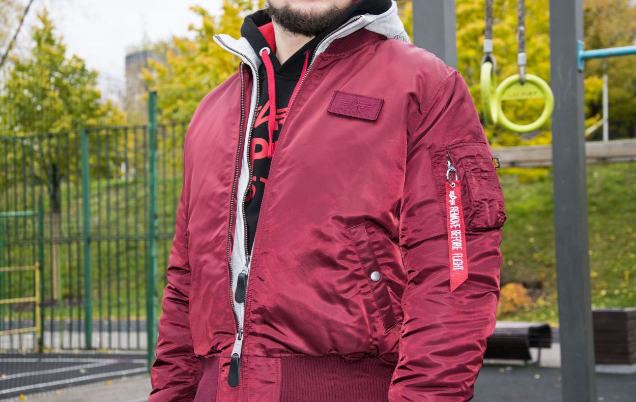 Куртка-бомбер летная ALPHA INDUSTRIES D-Tec-MA-1 burgundy фото 1 Куртка-бомбер летная ALPHA INDUSTRIES D-Tec-MA-1 burgundy фото 1
