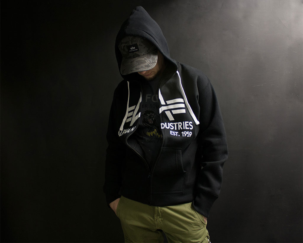 купить толстовку мужскую Alpha Industries BIG A CLASSIC ZIP HOODY в Москве толстовка черная с капюшоном, толстовка альфа индастриз, толстовка с логотипом alpha industries