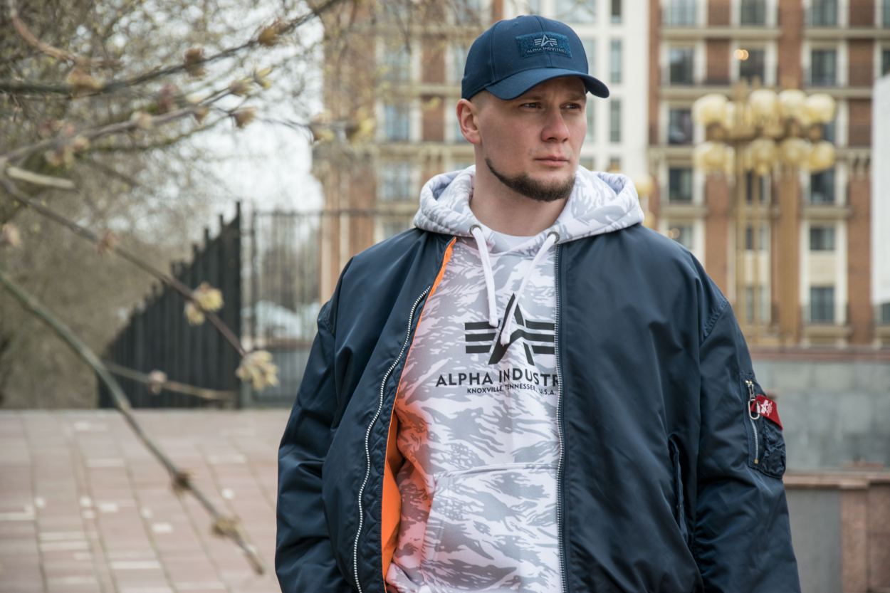 Ветровка-бомбер-летная-ALPHA-INDUSTRIES-LOOSE-FLIGHT-JACKET-L-2B-SS-22-m-replica-blue-3.jpg
