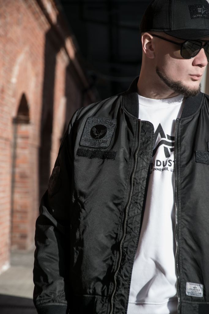 Ветровка-бомбер лётная ALPHA INDUSTRIES SQUADRON BATTLEWASH L2B SS22 black фото 4. Ветровка-бомбер лётная ALPHA INDUSTRIES SQUADRON BATTLEWASH L2B SS22 black фото 4