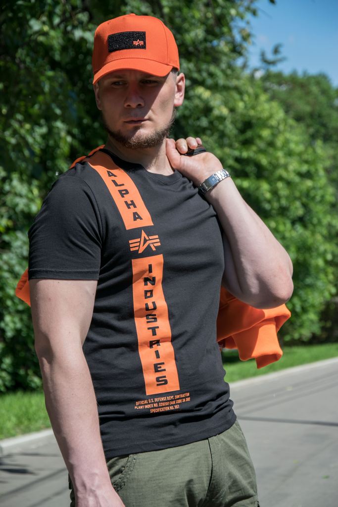футболка с принтом
