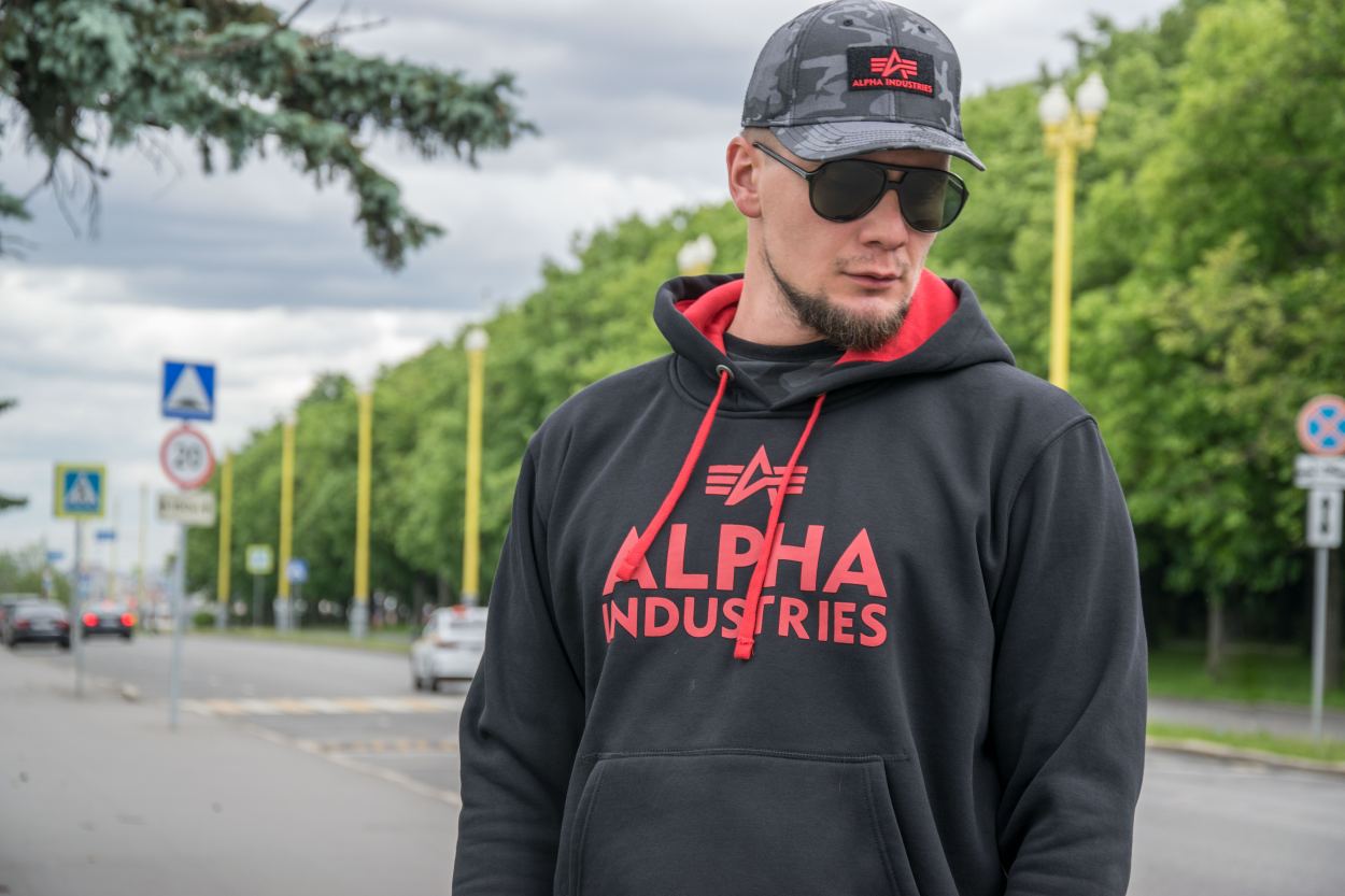 Толстовка ALPHA INDUSTRIES FOAM PRINT HOODY black Толстовка ALPHA INDUSTRIES FOAM PRINT HOODY black