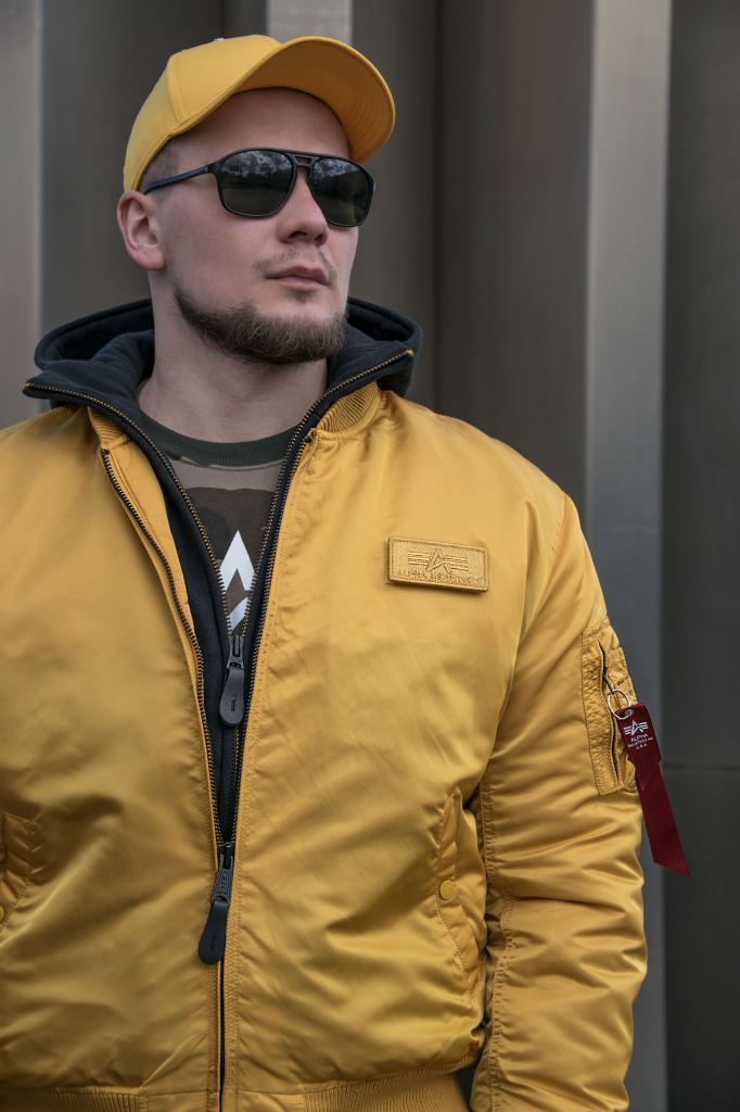 Куртка-бомбер ALPHA INDUSTRIES D-Tec MA-1 wheat фото 2 Куртка-бомбер ALPHA INDUSTRIES D-Tec MA-1 wheat фото 2