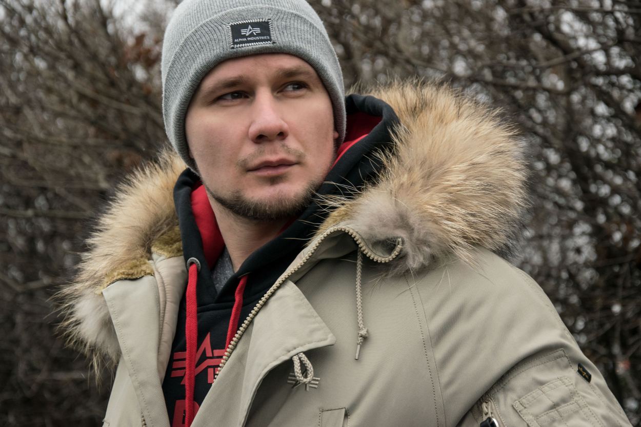 Аляска ALPHA INDUSTRIES EXPLORER натур. мех khaki Аляска ALPHA INDUSTRIES EXPLORER натур. мех khaki