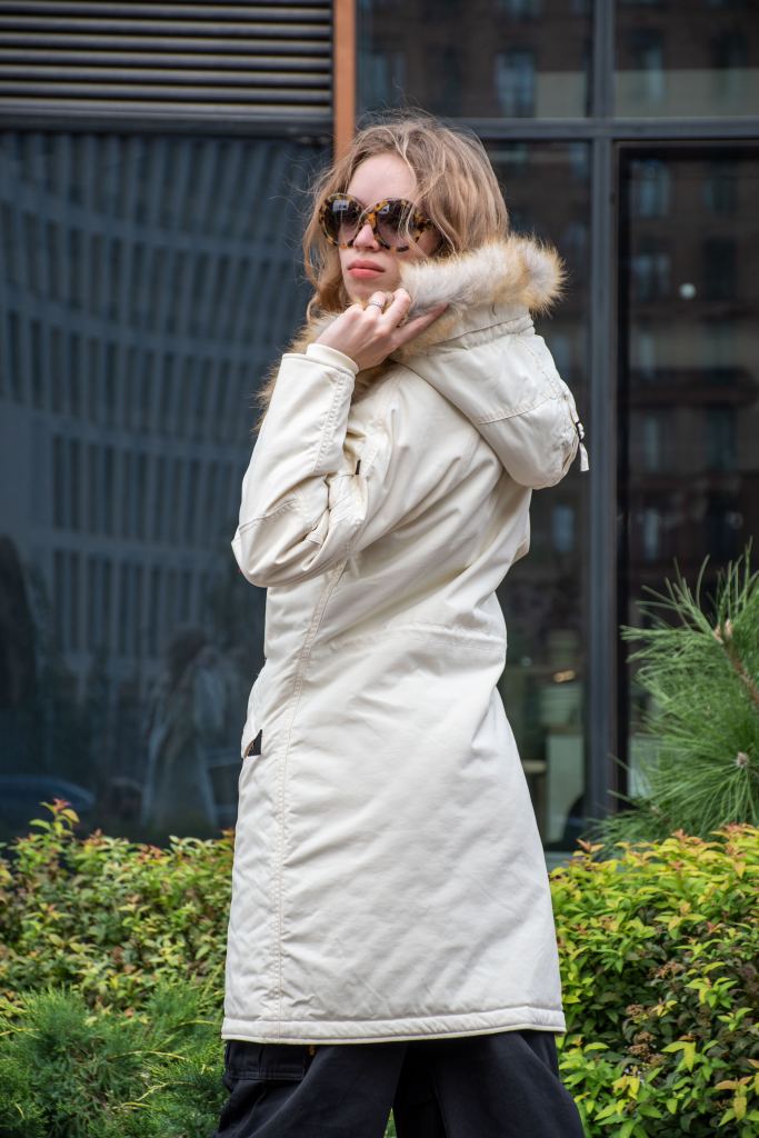 Женская аляска ALPHA INDUSTRIES ELYSE FW 22-23 light cream фото 5