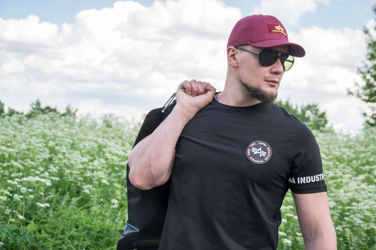 Футболка ALPHA INDUSTRIES RBF BACK STRIPE T black фото 1 Футболка ALPHA INDUSTRIES RBF BACK STRIPE T black фото 1