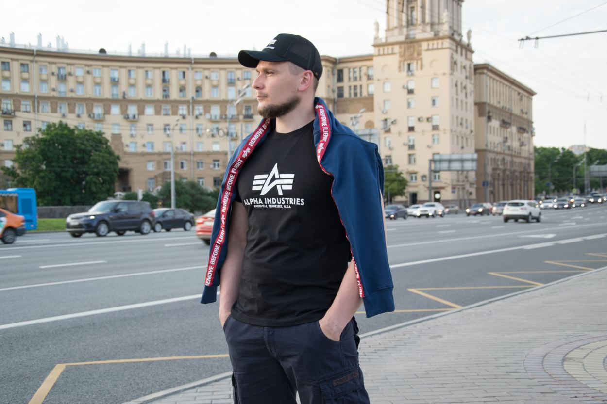 Футболка мужская Alpha Industries Футболка мужская Alpha Industries